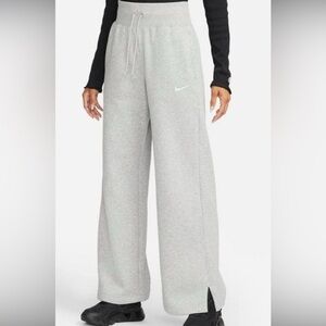 Nike Sportswear Phoenix Fleece High-waisted Wide-leg Sweatpants - XSMALL
